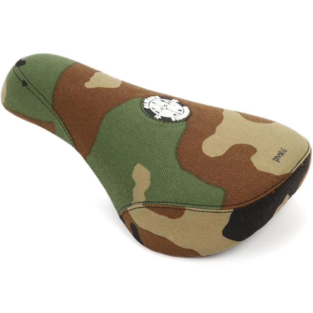 selle camo fiend
