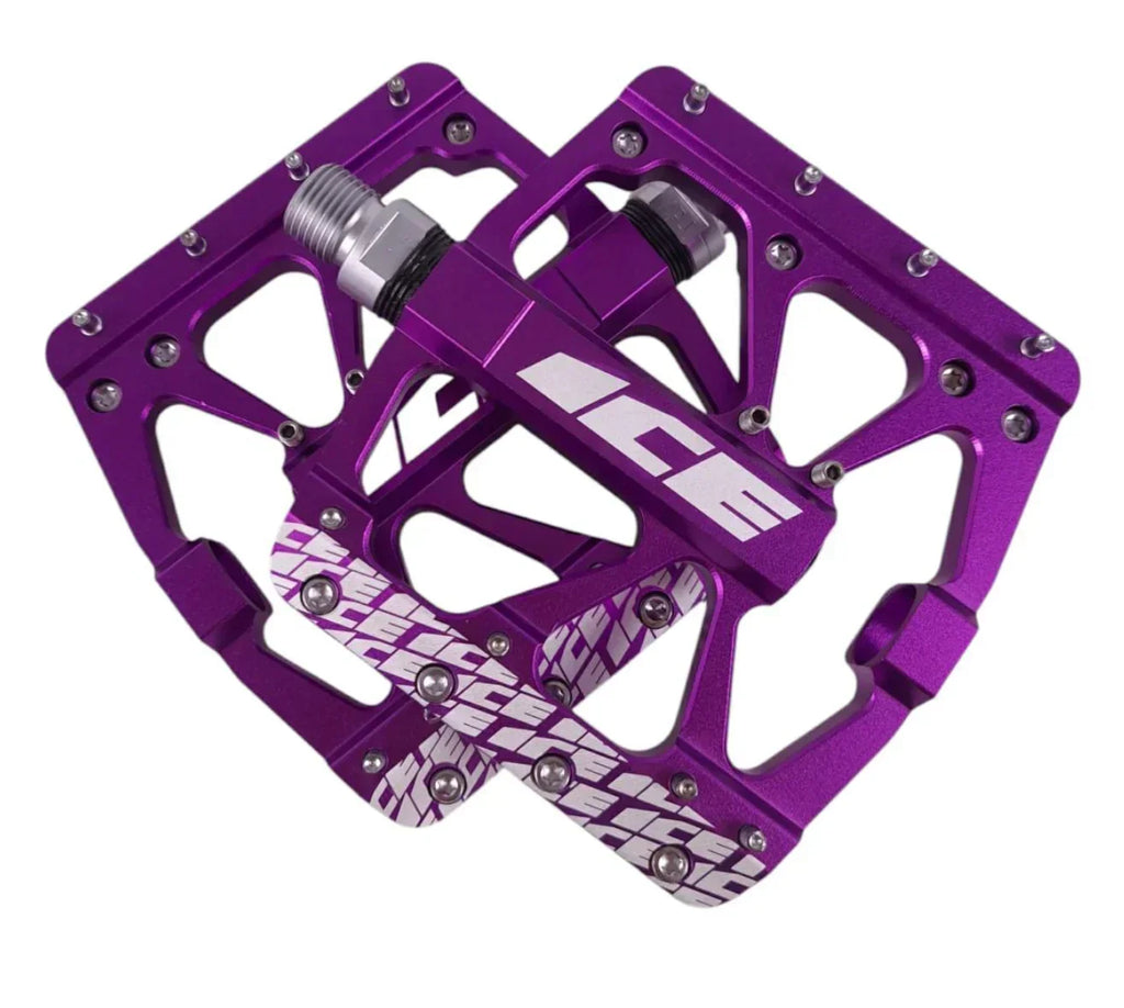 Pédales BMX violettes en aluminium avec logo ICE, design léger et robuste pour freestyle