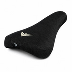 Selle BMX noire texturée avec logo brodé, design ergonomique pour vélo freestyle