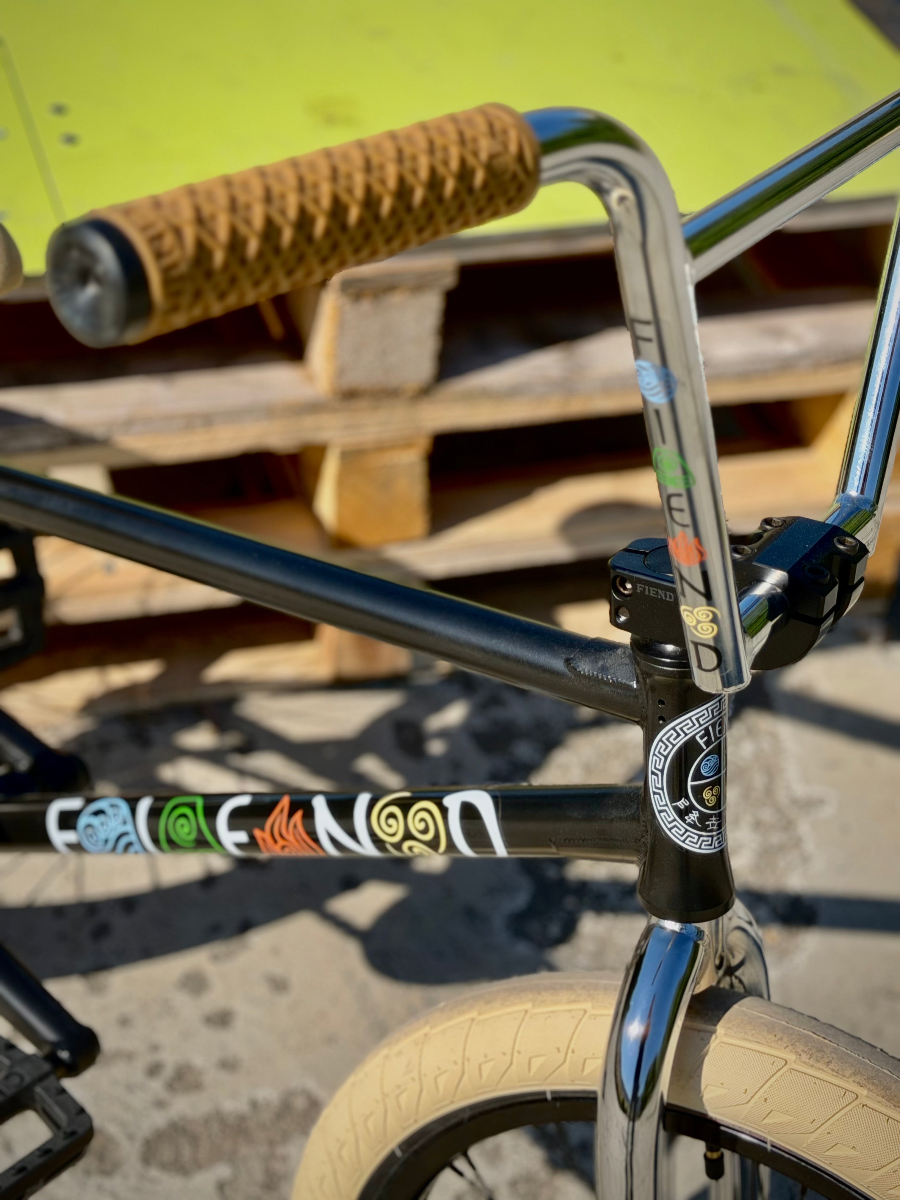 BMX CUSTOM FIEND RAEKES 20.80" BLACK / CHROME