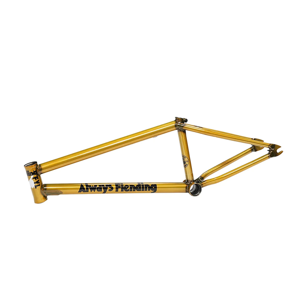 Cadre de vélo BMX doré Always Fiending sur fond blanc