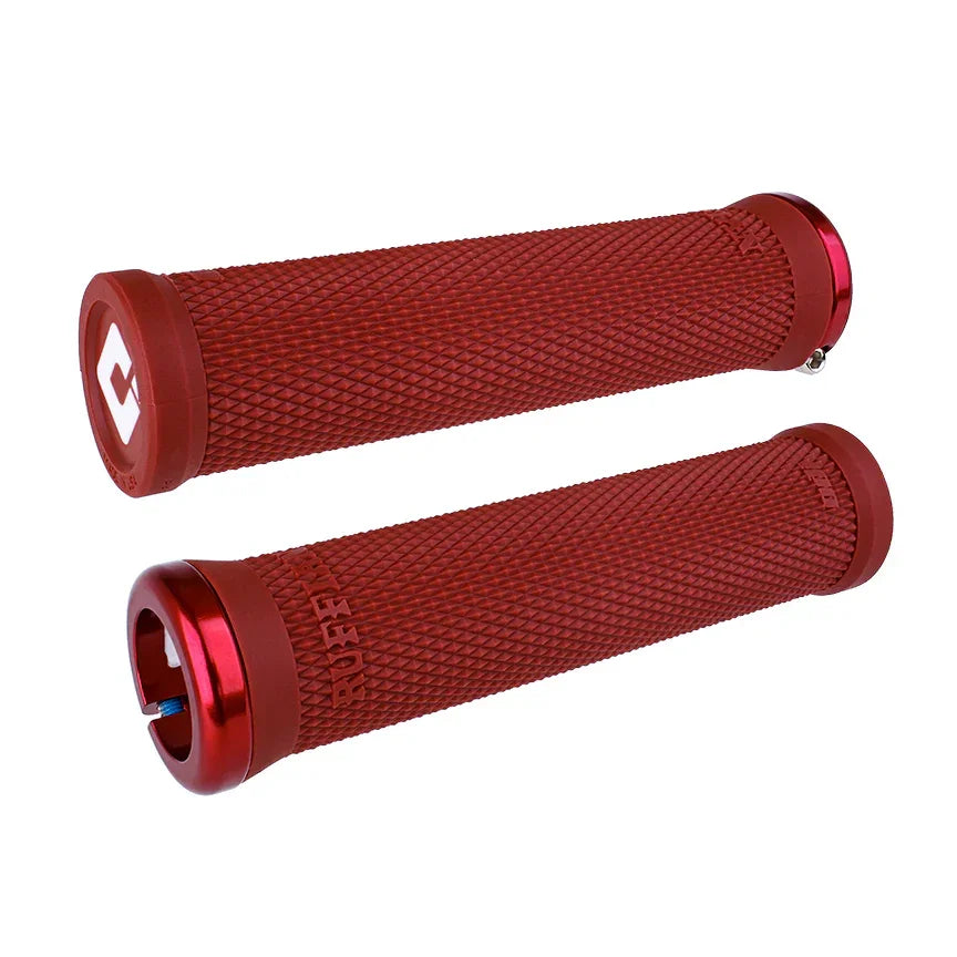 Poignées BMX rouges texturées avec embouts métalliques, grip antidérapant pour vélo tout terrain