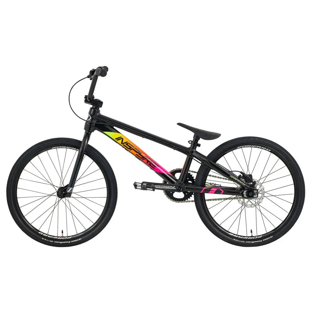 Vélo BMX noir avec cadre multicolore, roues 20 pouces, freins à disque, idéal pour tricks et freestyle