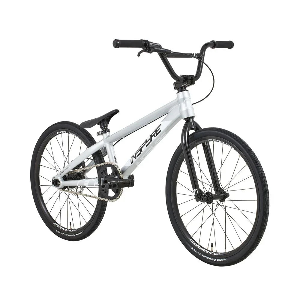 Vélo BMX blanc et noir InsPyre, cadre robuste, pneus Forward, idéal pour tricks et freestyle