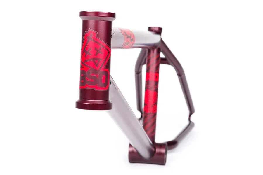 Cadre de BMX bordeaux et argent avec graphismes rouges BSO