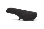 Selle de BMX noire en tissu texturé vue de profil sur fond blanc