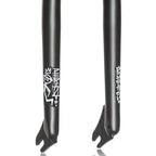 Fourche BMX noire avec logo blanc, composant de vélo freestyle