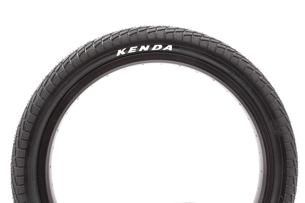 Pneu BMX Kenda noir avec crampons, idéal pour vélo de rue et tricks