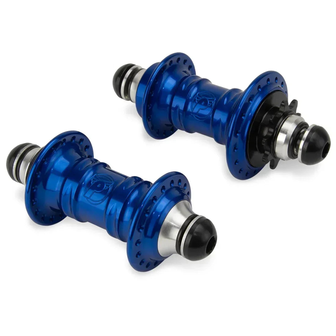 Moyeux BMX bleus vifs avec joints noirs et détails métalliques pour vélo de freestyle