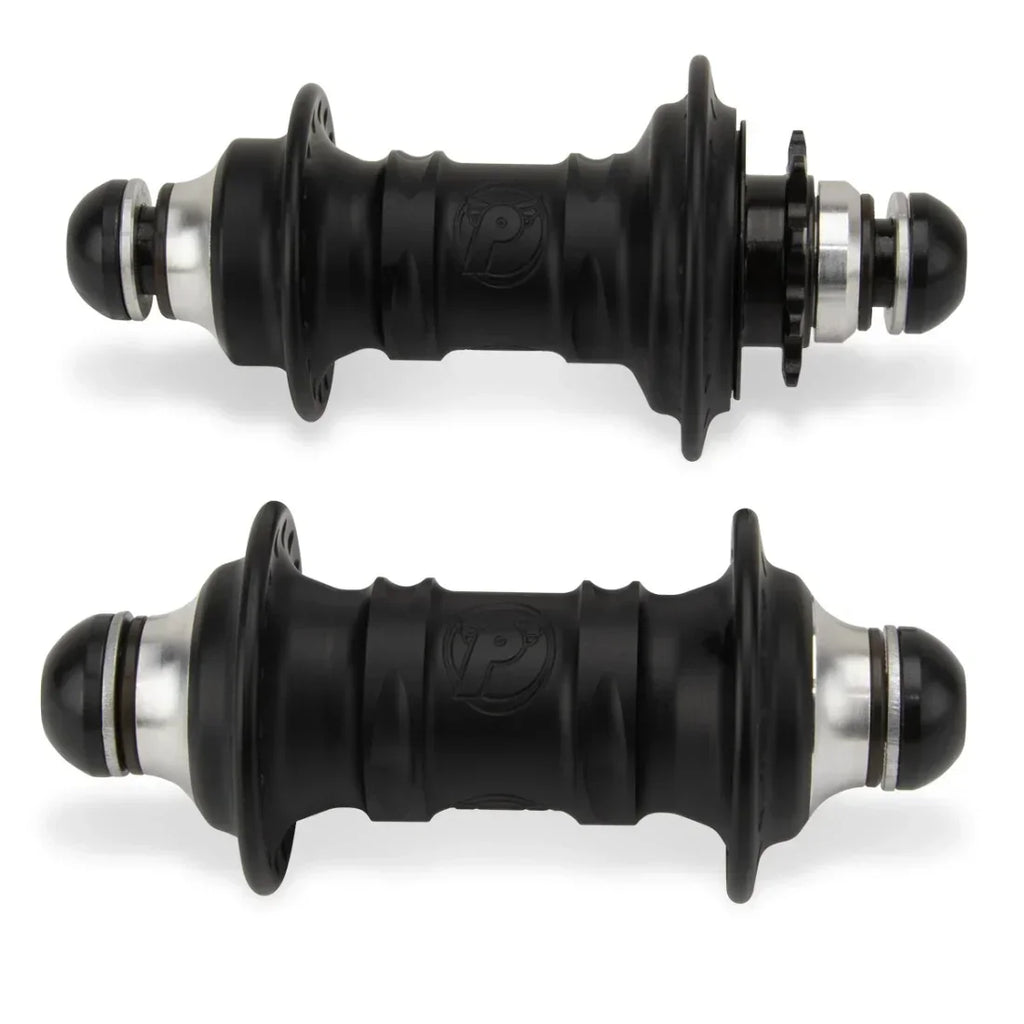 Roulements de moyeu BMX noirs avec détails métalliques, conçus pour vélos de freestyle