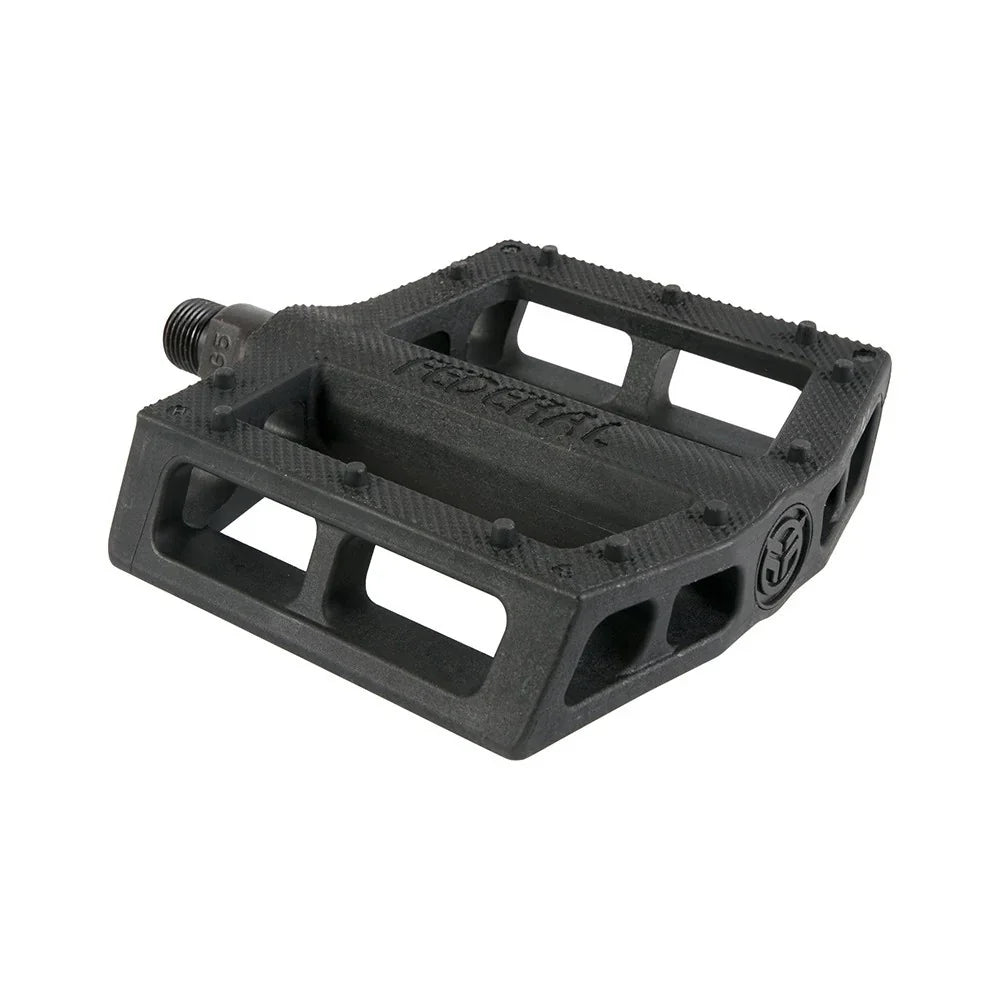 Pédale BMX noire robuste avec grip texturé et design ergonomique