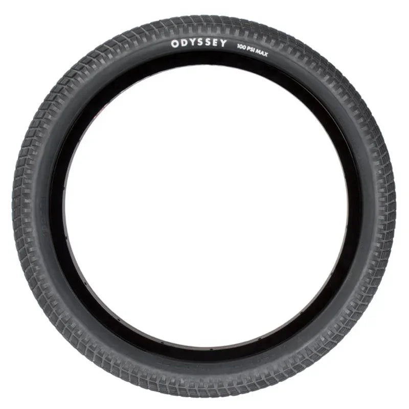 Pneu BMX Odyssey avec motif de pneu texturé et indication 100 PSI MAX