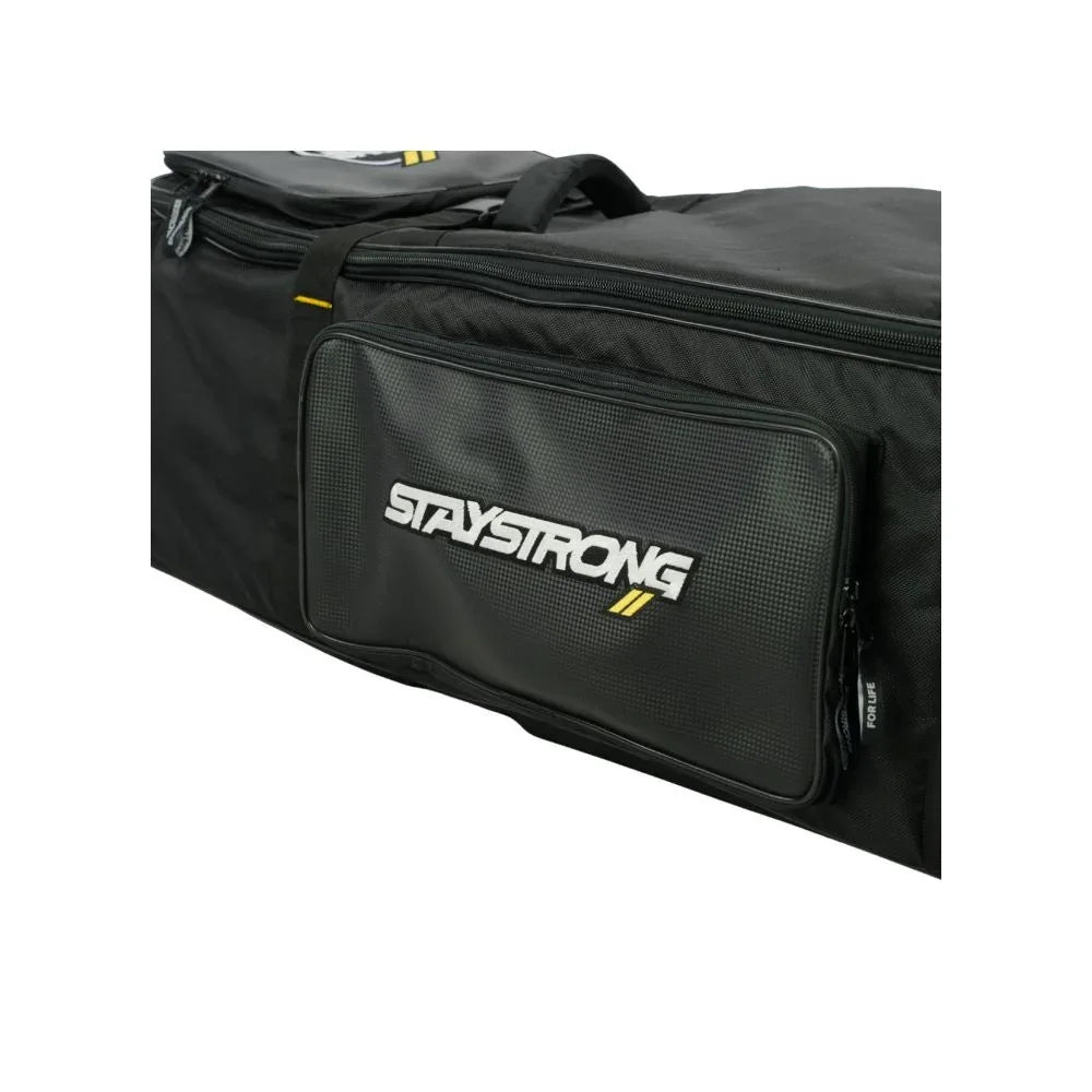 Sac à vélo Stay Strong Golf Bag V4 noir avec poche carbone et logo blanc.
