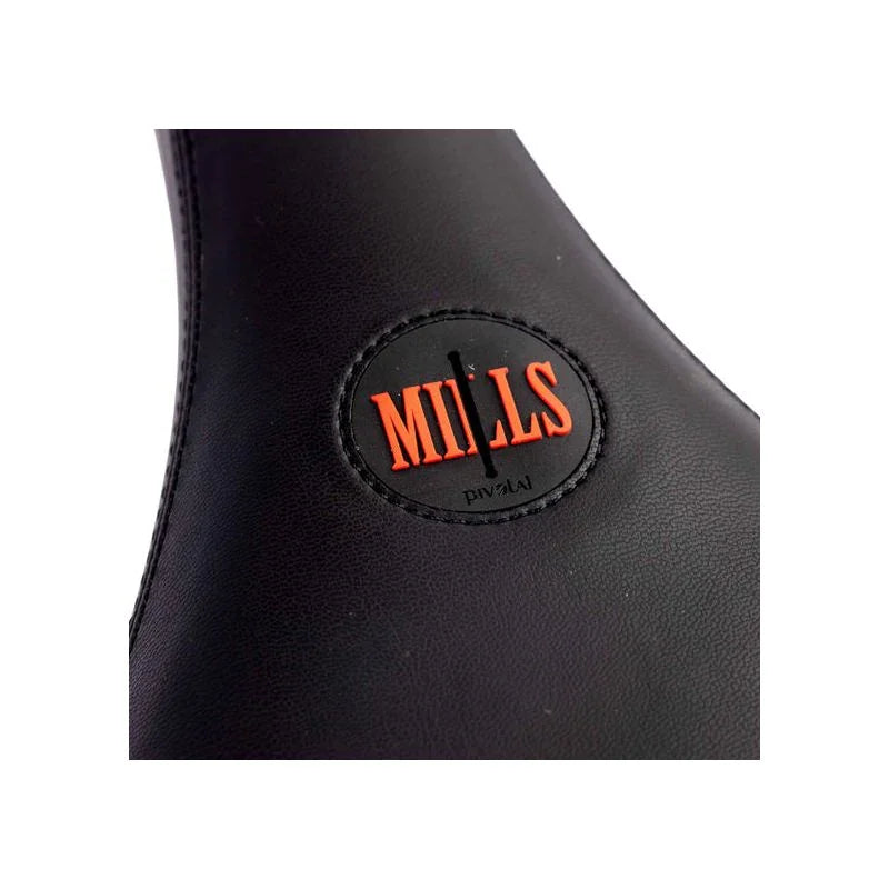 selle fiend noir rouge