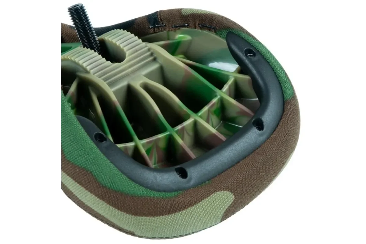 Casque BMX camouflage avec intérieur ventilé et structure robuste
