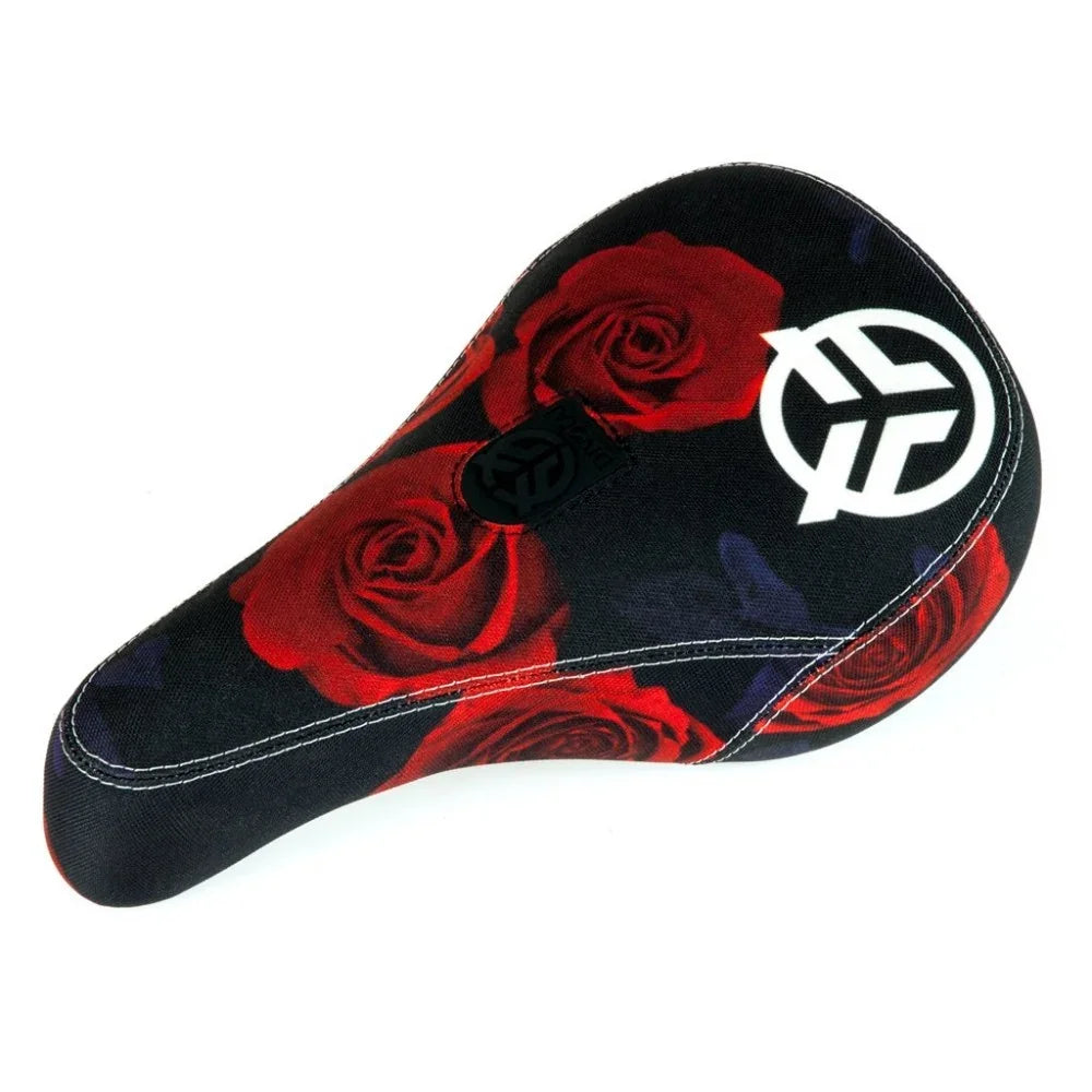Selle de BMX noire avec motif de roses rouges et logo blanc