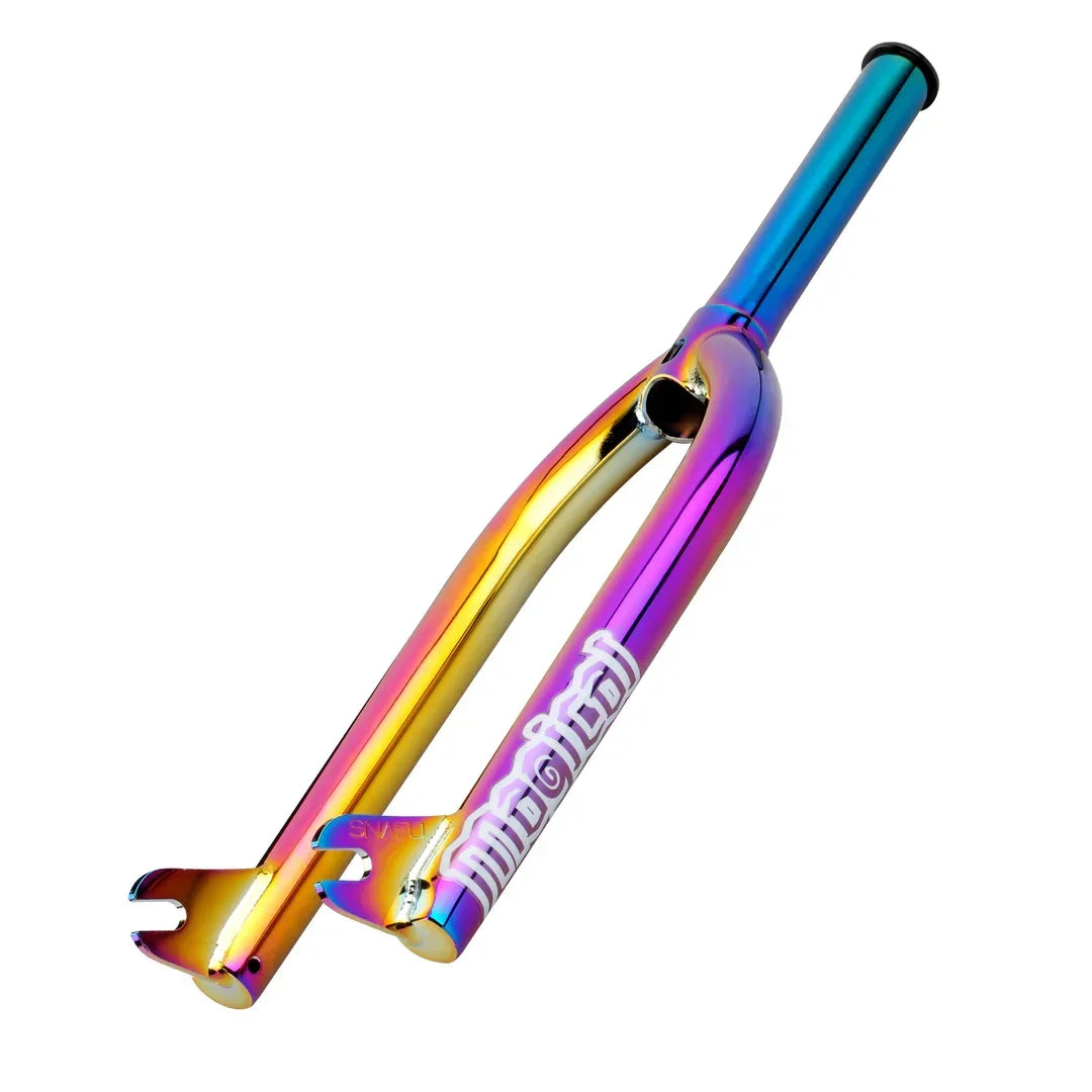 Fourche BMX arc-en-ciel avec finition iridescente et logo 'Magical' pour vélo de freestyle