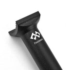 Poignée BMX noire Foundation avec logo blanc, design ergonomique pour freestyle